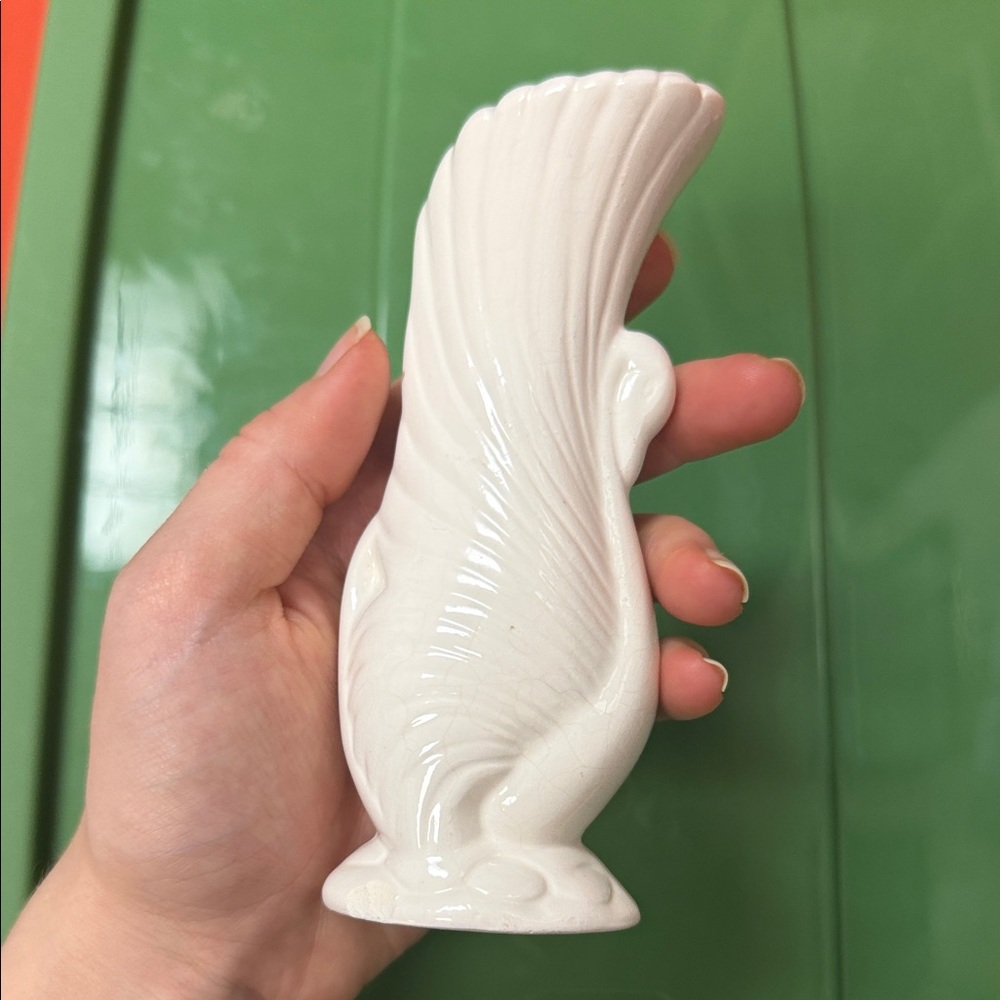 Vintage White Ceramic Swan Vase - Picture 5 of 12